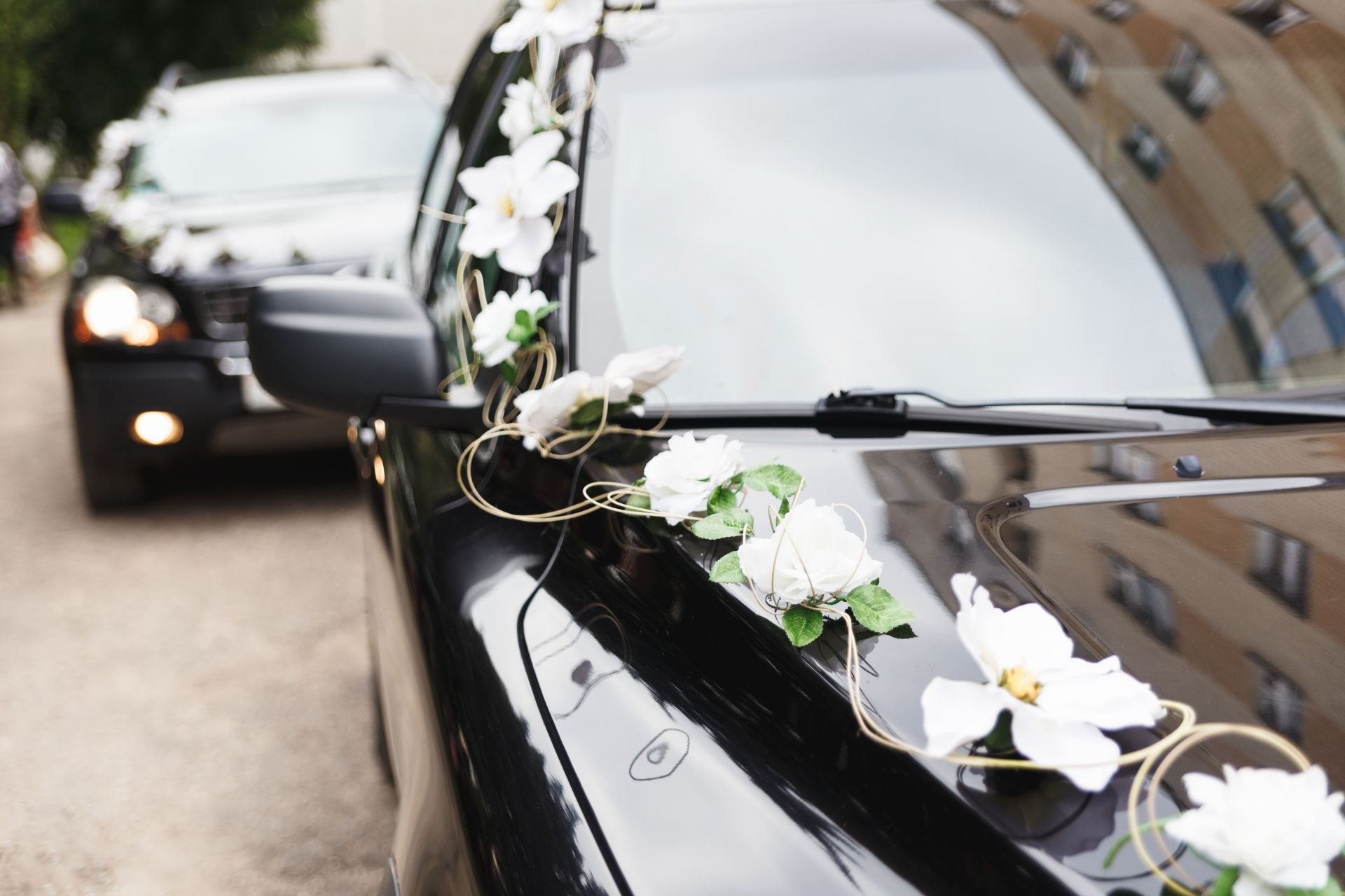 高雄婚禮租車：愛的前奏由前導車引領